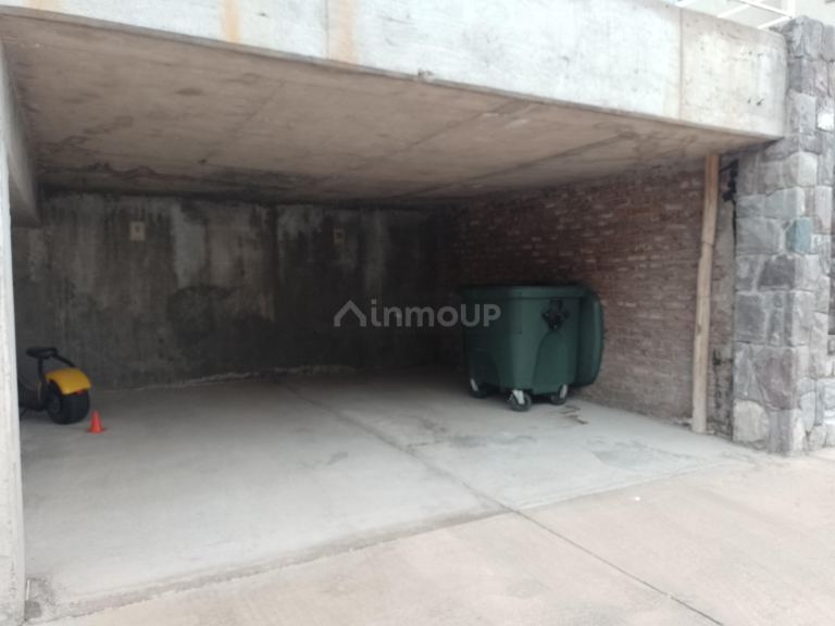 Cochera en Venta en Capital, Mendoza