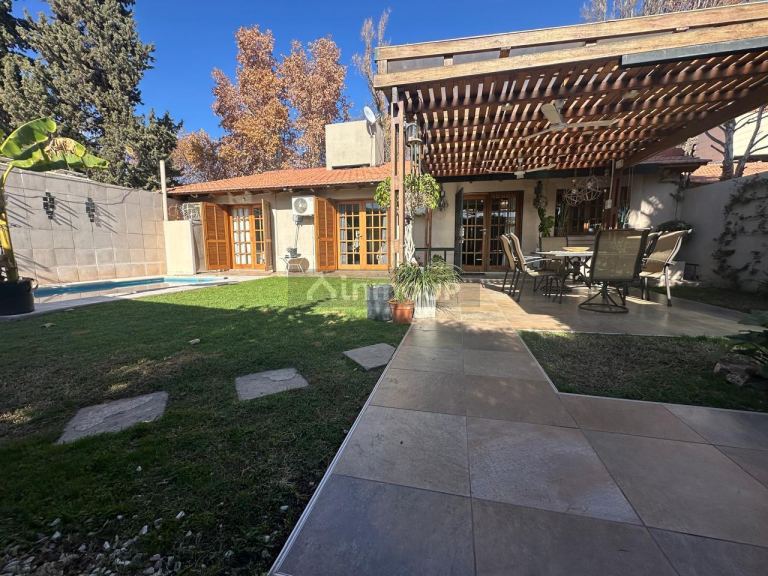 Casa en Venta en Godoy Cruz, Mendoza