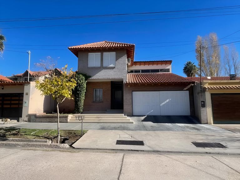 Casa en Venta en Capital, Mendoza