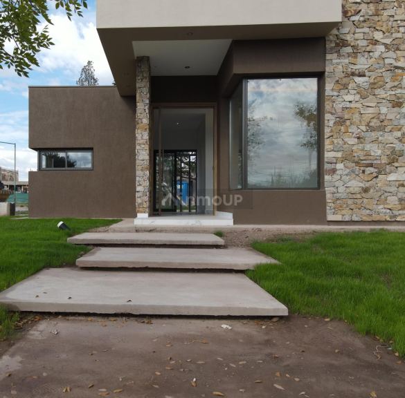 Casa en Venta en Maipu, Mendoza