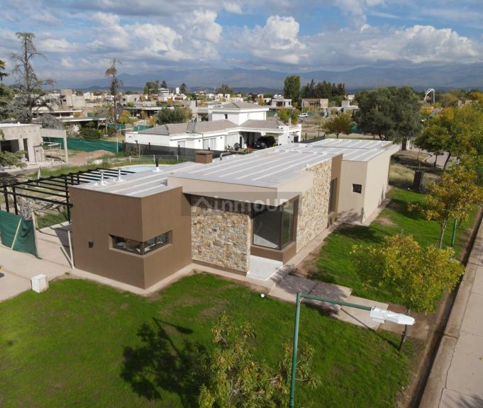 Casa en Venta en Maipu, Mendoza