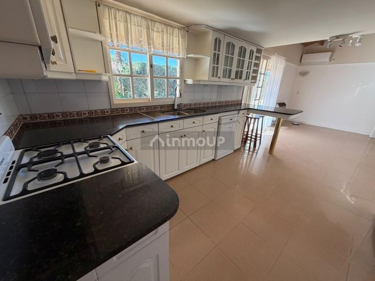 Casa en Alquiler en Capital, Mendoza