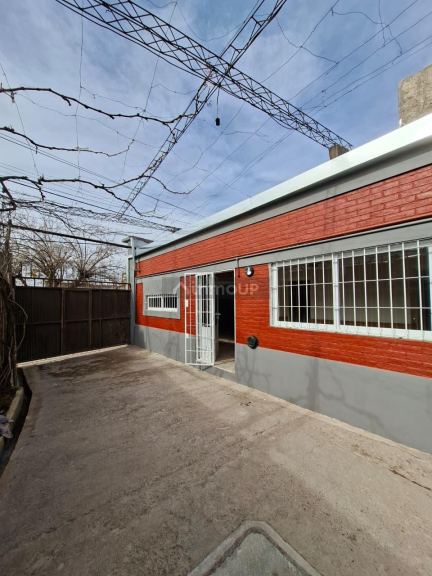 Casa en Alquiler en Maipu, Mendoza