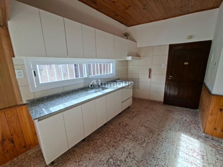 Casa en Alquiler en Maipu, Mendoza