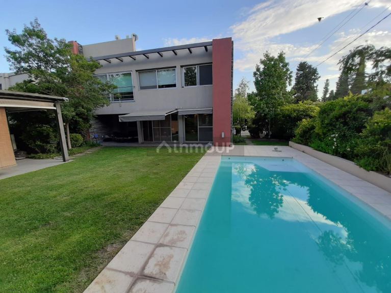 Casa en Venta en Guaymallen, Mendoza