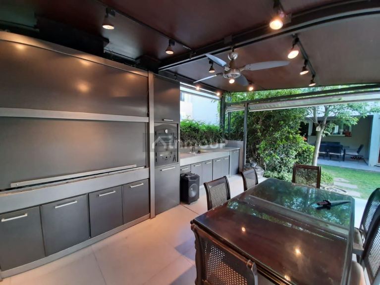Casa en Venta en Guaymallen, Mendoza