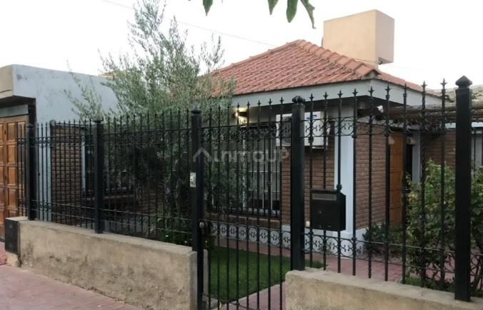 Casa en Venta en Guaymallen, Mendoza