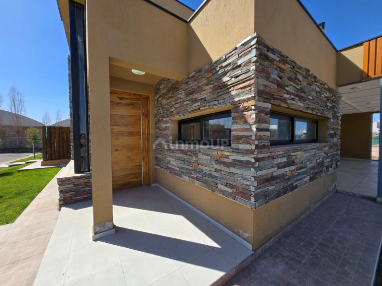 Casa en Venta en Maipu, Mendoza