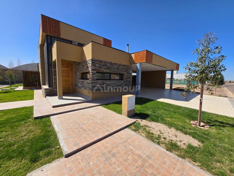 Casa en Venta en Maipu, Mendoza