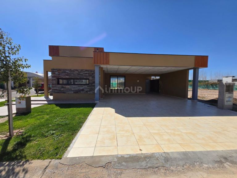 Casa en Venta en Maipu, Mendoza