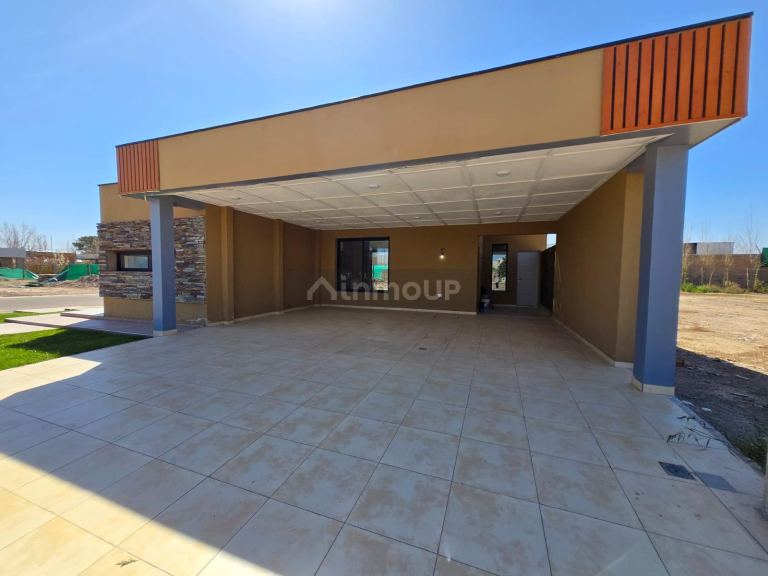 Casa en Venta en Maipu, Mendoza