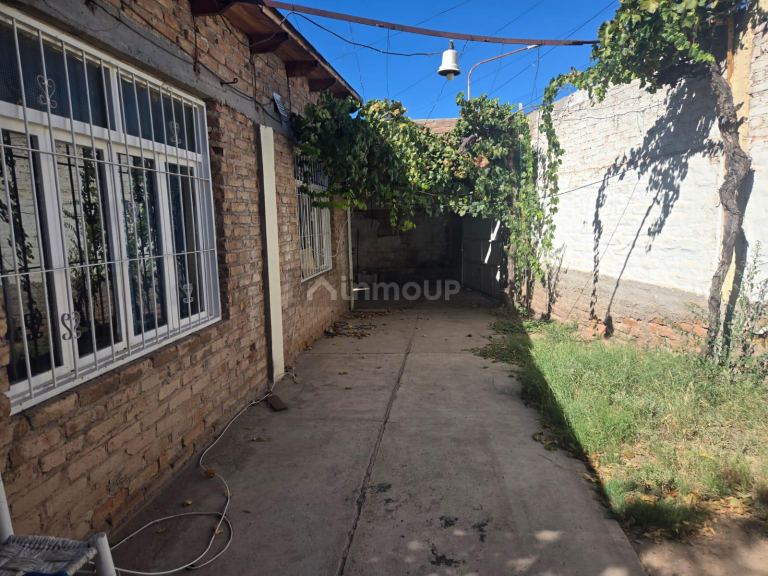Casa en Venta en Maipu, Mendoza