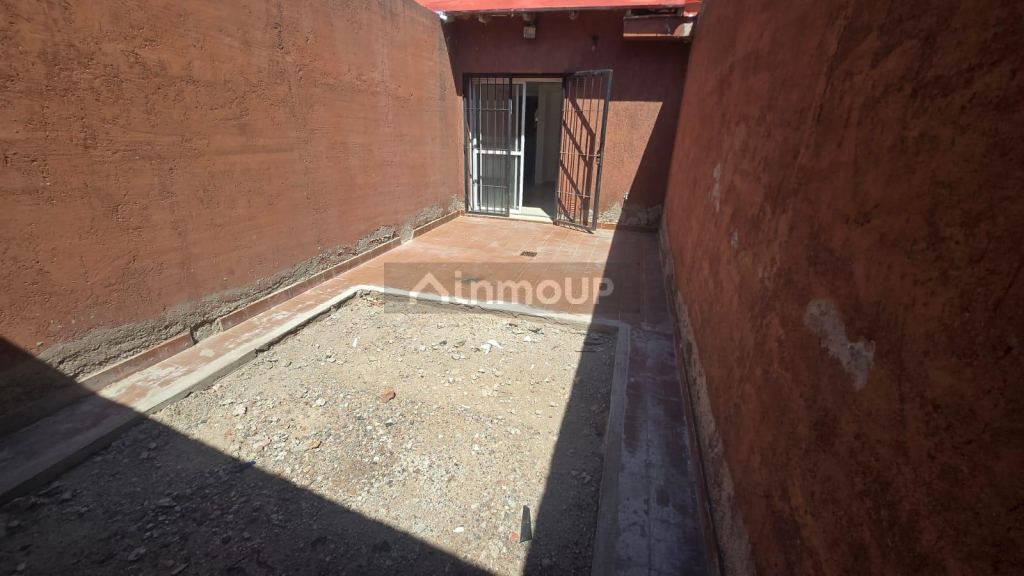 Local Comercial en Alquiler en Godoy Cruz, Mendoza - $ 800.000 | Inmoup - 13
