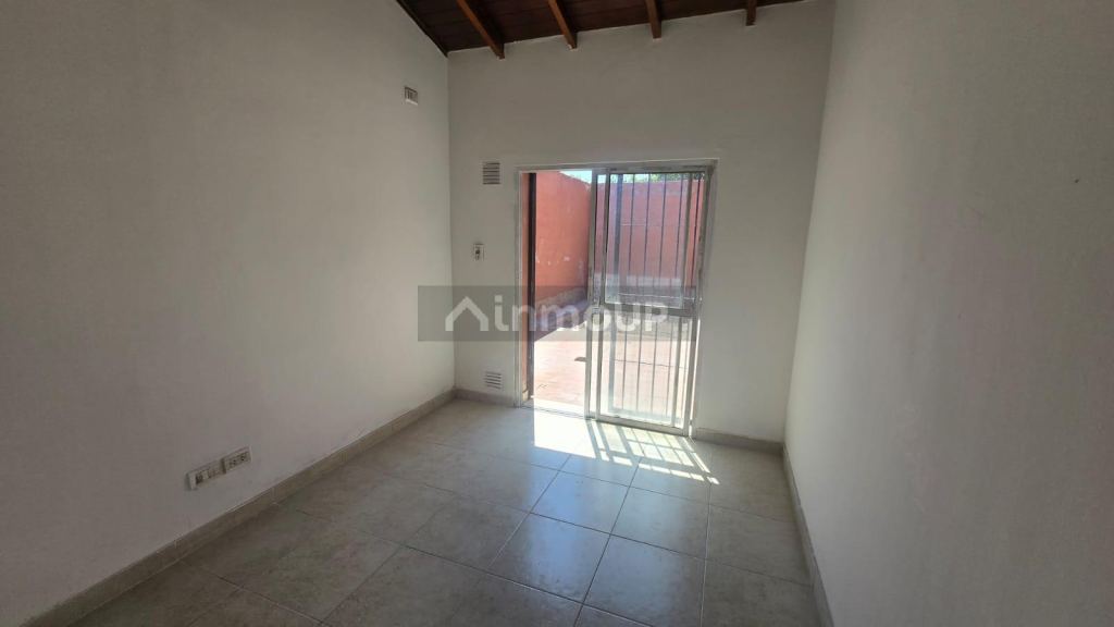 Local Comercial en Alquiler en Godoy Cruz, Mendoza - $ 800.000 | Inmoup - 11