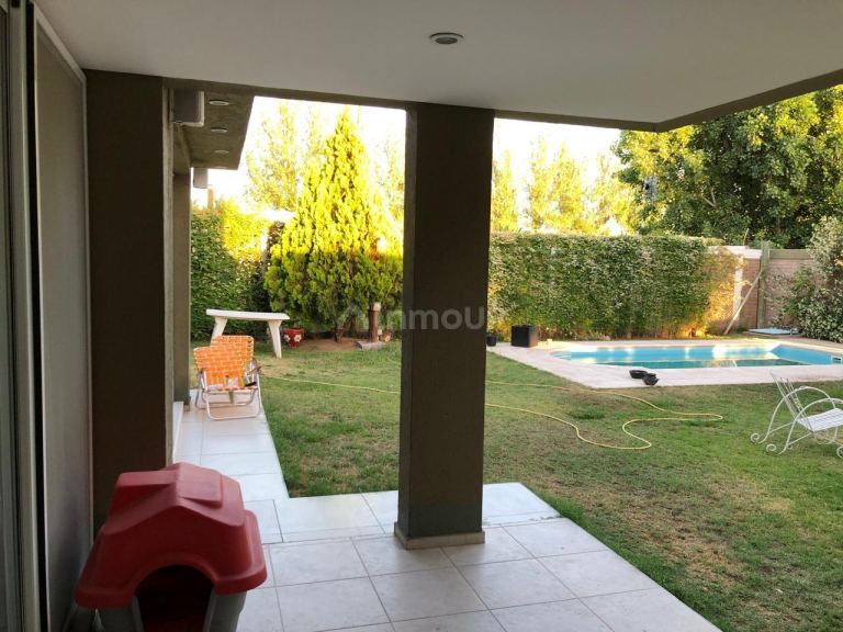 Casa en Venta en Guaymallen, Mendoza