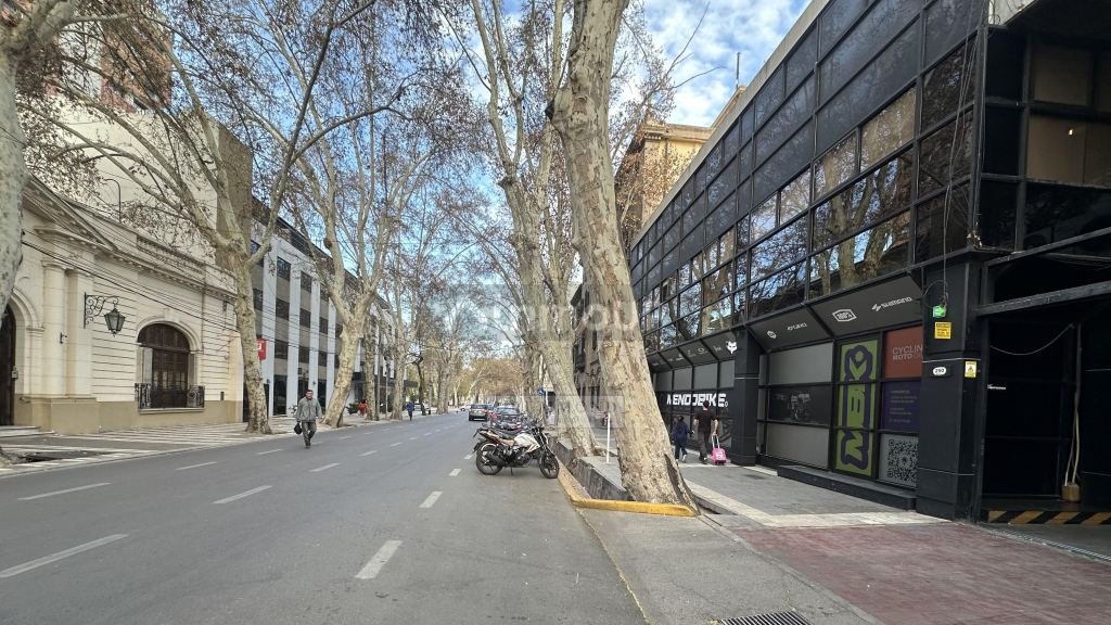 Cochera en Venta en Capital, Mendoza