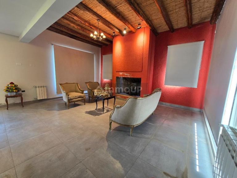 Casa en Venta en San Carlos, Mendoza