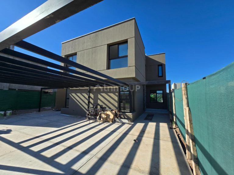 Duplex en Venta en Maipu, Mendoza