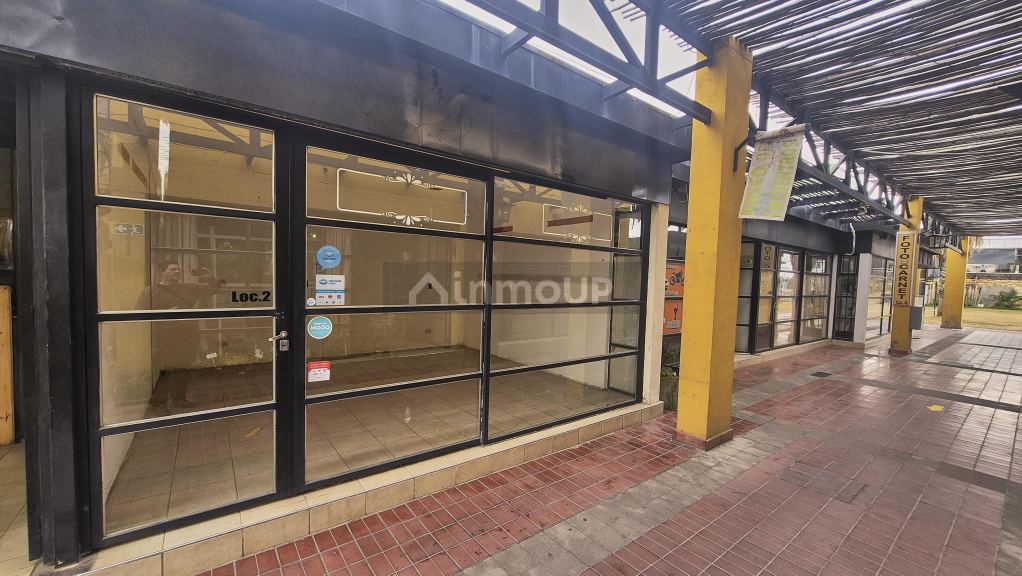 Local Comercial en Alquiler en Guaymallen, Mendoza - $ 300.000 | Inmoup - 9