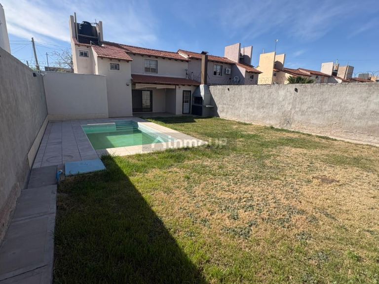 Casa en Venta en Guaymallen, Mendoza