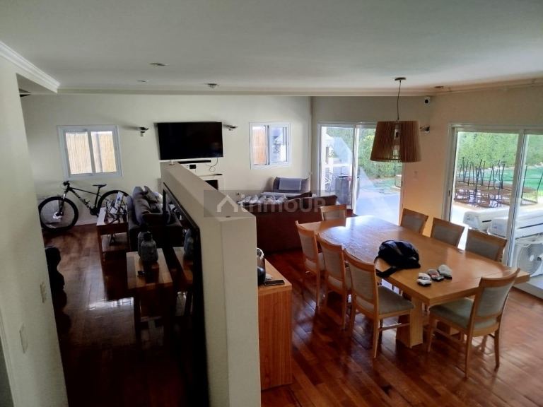 Casa en Venta en Guaymallen, Mendoza