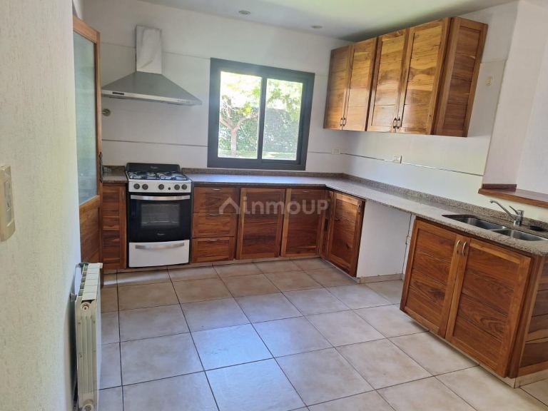 Casa en Alquiler en Lujan de Cuyo, Mendoza