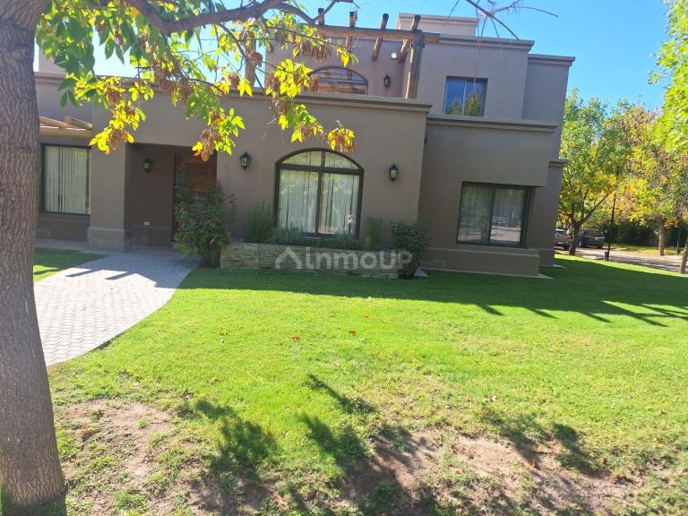 Casa en Alquiler en Lujan de Cuyo, Mendoza