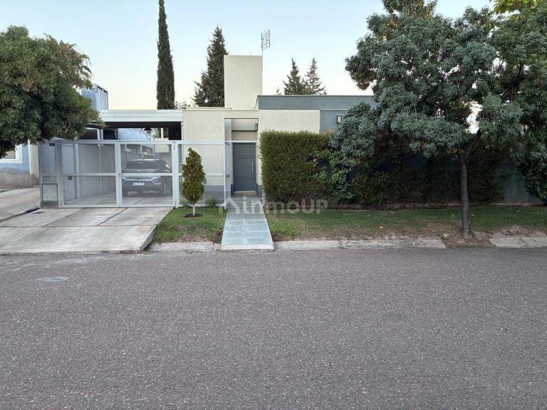 Casa en Venta en Lujan de Cuyo, Mendoza
