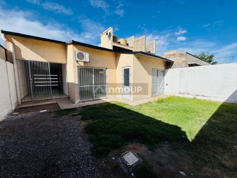 Casa en Alquiler en Maipu, Mendoza