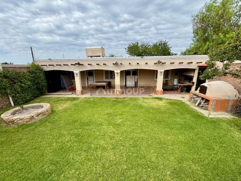 Casa en Venta en Guaymallen, Mendoza