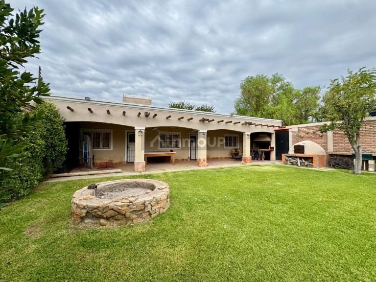 Casa en Venta en Guaymallen, Mendoza