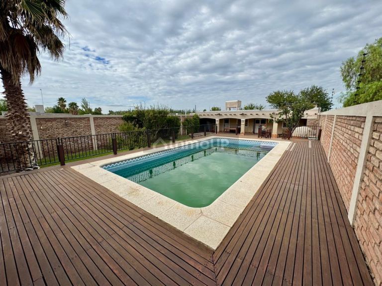 Casa en Venta en Guaymallen, Mendoza