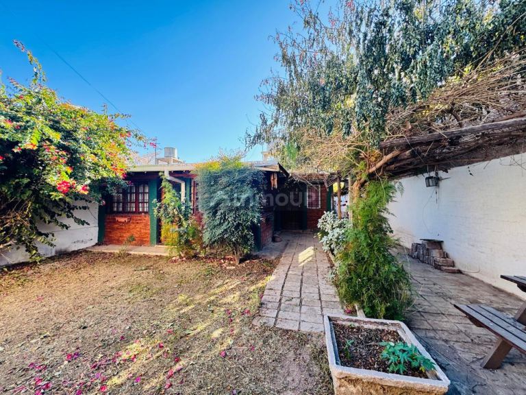 Casa en Venta en Guaymallen, Mendoza