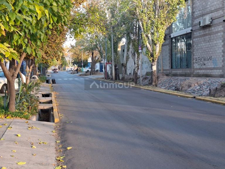 Local Comercial en Alquiler en Godoy Cruz, Mendoza