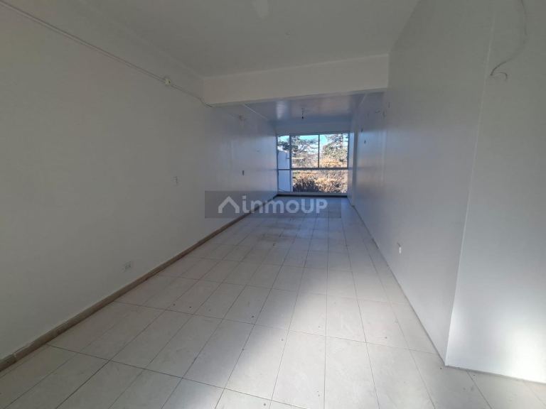 Local Comercial en Alquiler en Lujan de Cuyo, Mendoza - $ 1.500.000 | Inmoup - 6