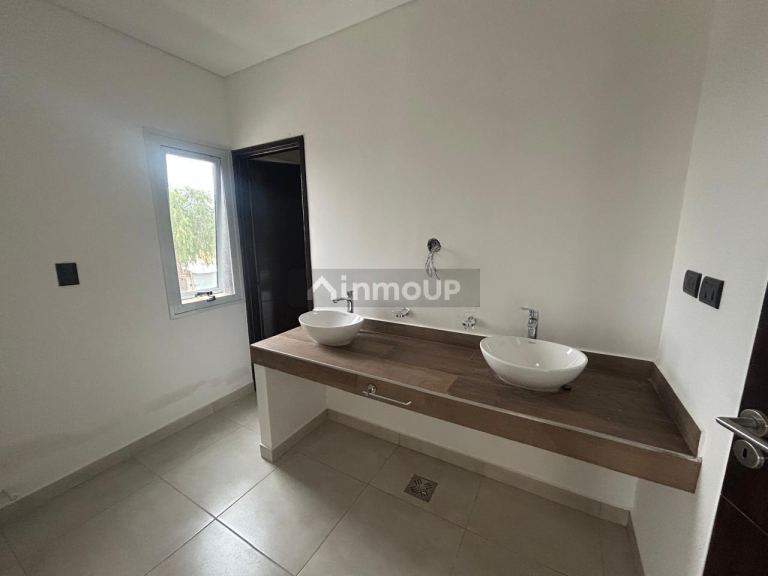 Casa en Venta en Las Heras, Mendoza - USD 280.000 | Inmoup - 10