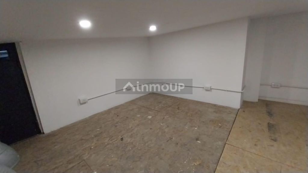 Local Comercial en Alquiler en Godoy Cruz, Mendoza - $ 650.000 | Inmoup - 16