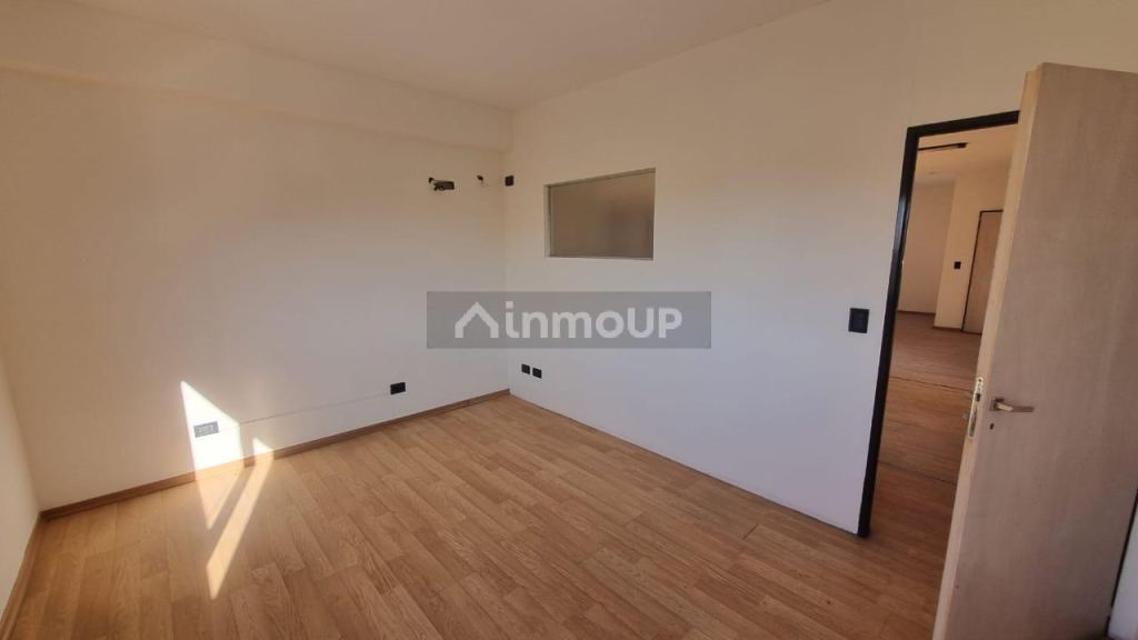 Oficina en Alquiler en Guaymallen, Mendoza