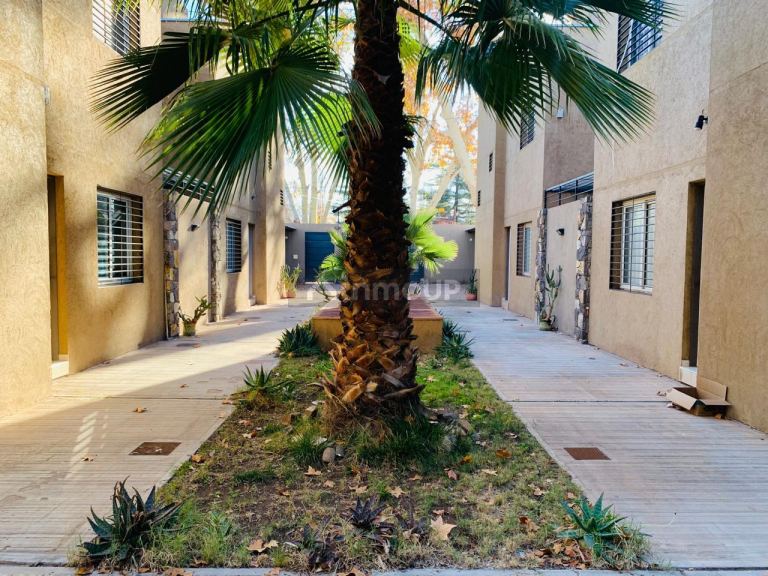 Duplex en Venta en Lujan de Cuyo, Mendoza