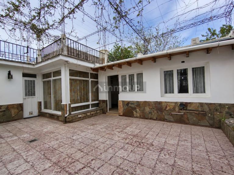Casa en Venta en Godoy Cruz, Mendoza - USD 92.000 | Inmoup - 11