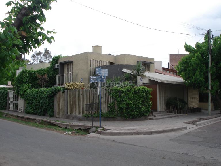 Casa en Alquiler en Guaymallen, Mendoza