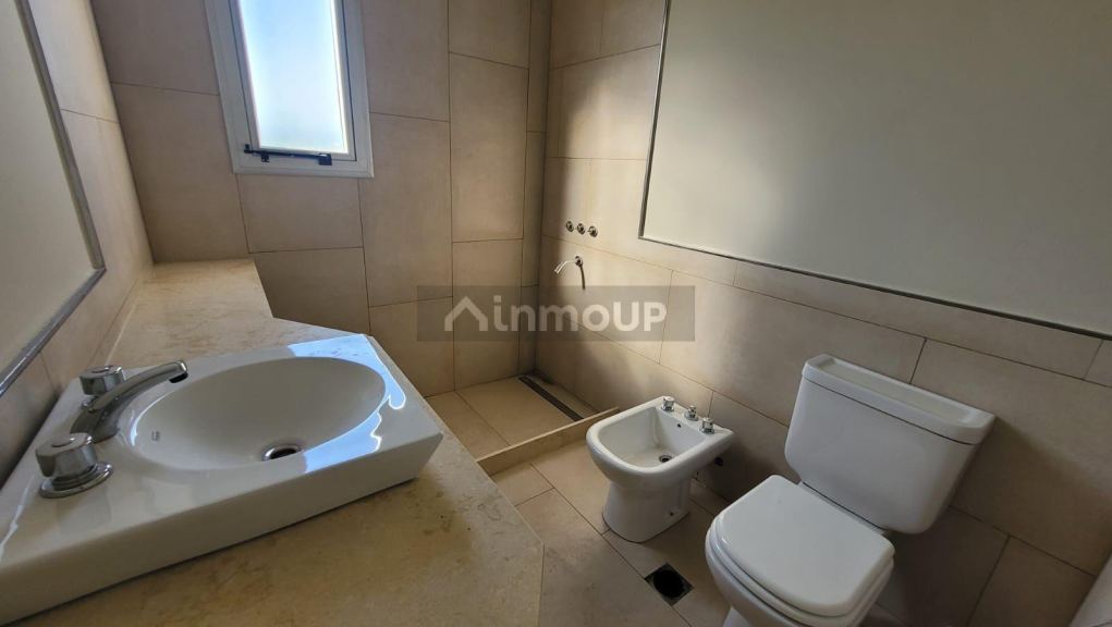 Casa en Venta en Yerba Buena, Tucuman