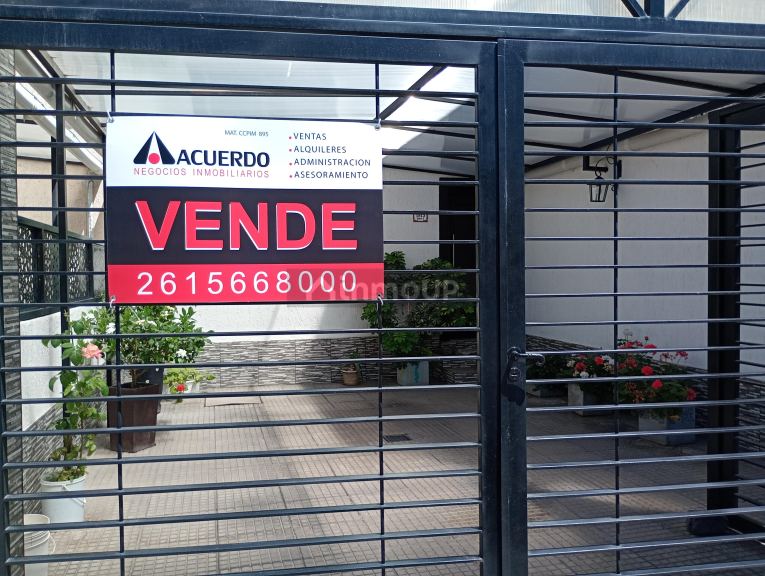 Casa en Venta en Guaymallen, Mendoza