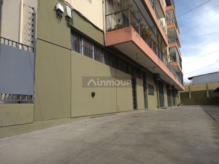 Local Comercial en Alquiler en Godoy Cruz, Mendoza - $ 300.000 | Inmoup - 9
