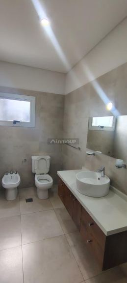 Casa en Venta en Guaymallen, Mendoza - USD 189.000 | Inmoup - 12