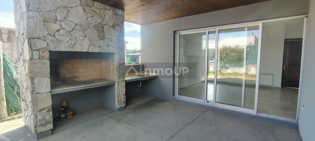 Casa en Venta en Guaymallen, Mendoza - USD 189.000 | Inmoup - 18