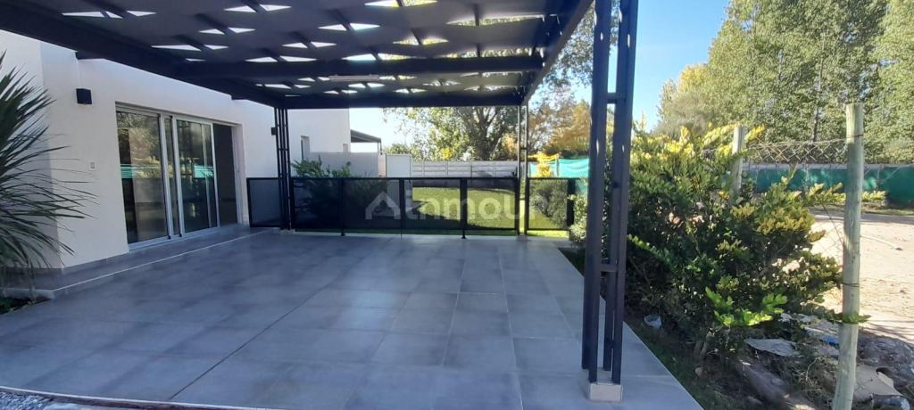 Casa en Alquiler en Maipu, Mendoza