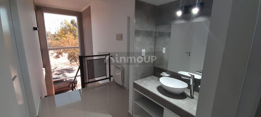 Casa en Alquiler en Maipu, Mendoza
