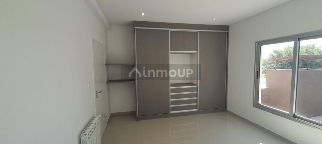Casa en Alquiler en Maipu, Mendoza