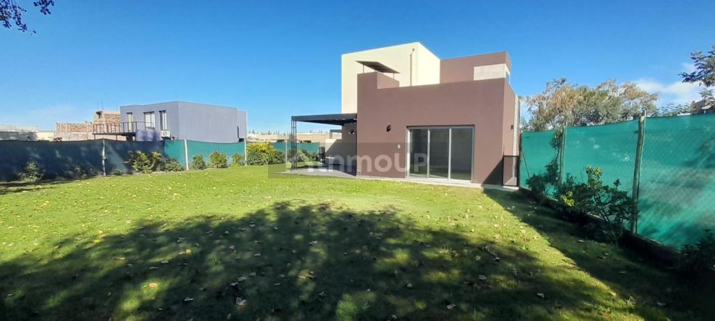 Casa en Alquiler en Maipu, Mendoza
